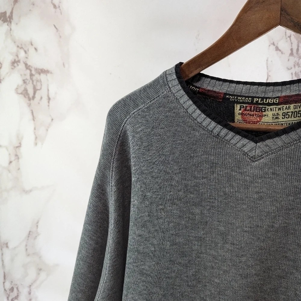 Plugg Sweater Mens Large Gray Vintage 90s Y2K Long Sleeve Pullover Grunge V Neck